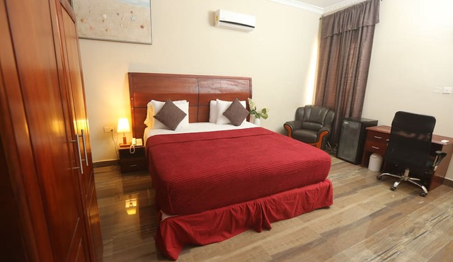 Balance Sheet Hotel
