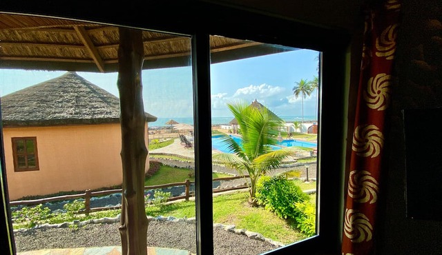 Lemon Beach Resort