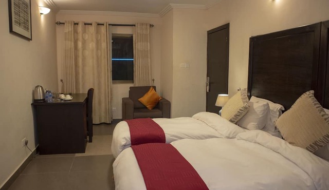 Ssnit Guest House