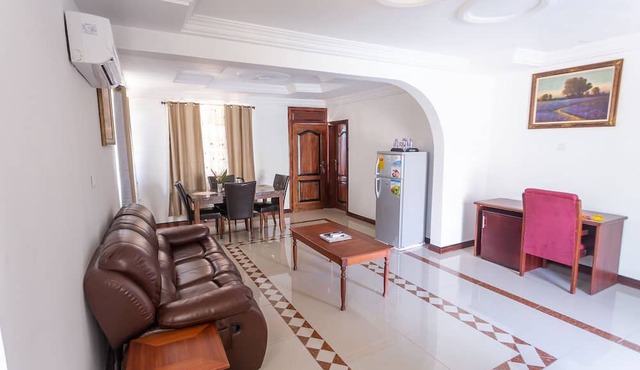 Royal Elmount Hotel