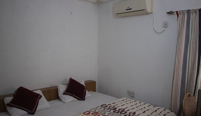 Gulf Suites Hotel in Accra