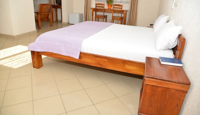 Hotel GHIS Palace in Lomé