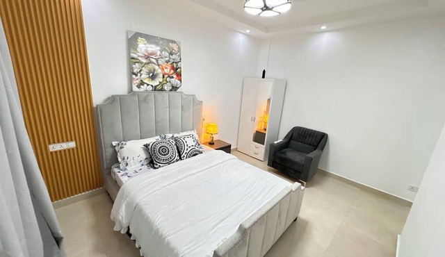 The 401 Apartment