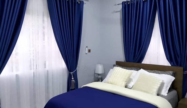 Adenta-accra - 3 Beds - Sleeps 6 - Private Parking