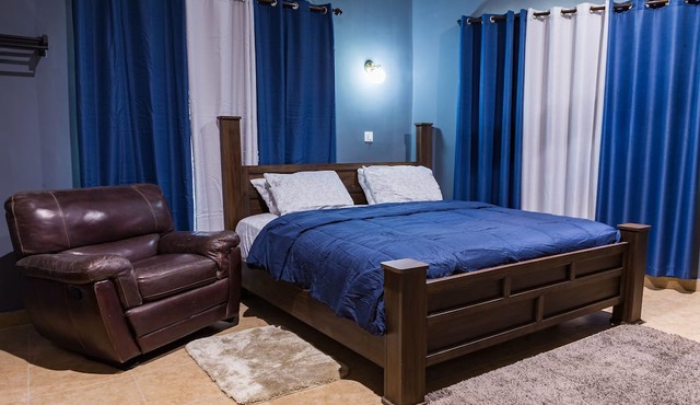 BlueGreen Guest House
