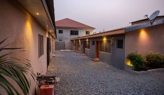 1 Bedroom Apartment in Accra - Ashomang Estates, 25 Mins from the airport