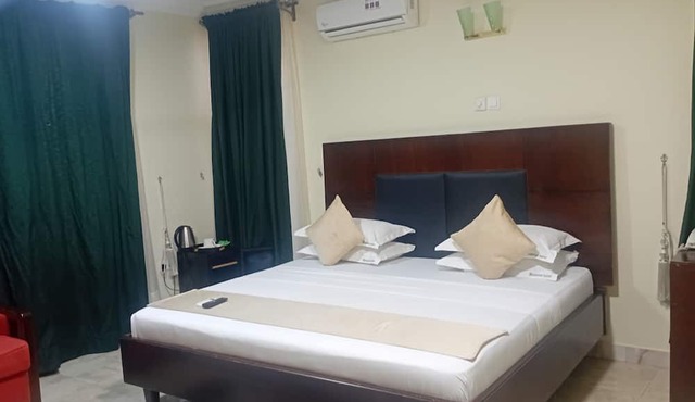 Monsoon Hotel Ltd in Kumasi