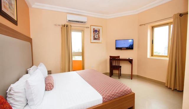 Prestige Suites