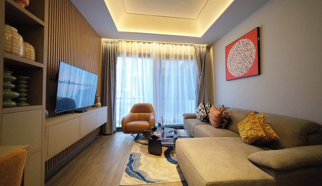 The Diamond In City Duplex One Bedroom With Pool View By ZENORA Living in Accra