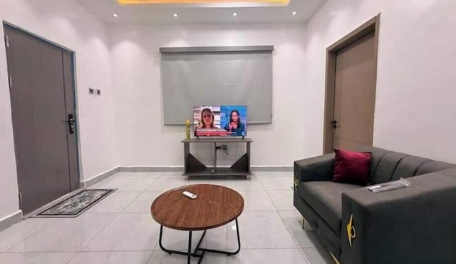 Modern one BedRoom Apartment | Starlink WiF