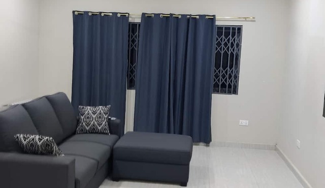 Cozy 2-bedroom apartment in adorable Elmina with AC, WiFi in Elmina