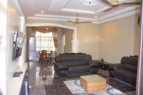 Maakyere Apartments