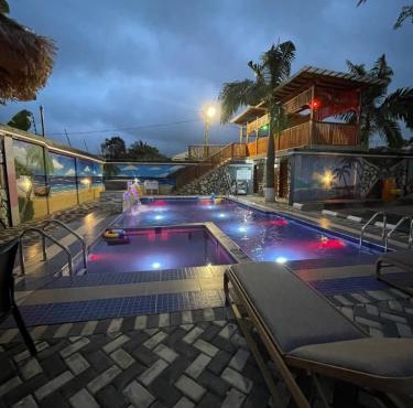 Oseikrom Guest House in Doboro