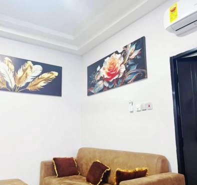 Fofana Luxury Suites in Sotuom