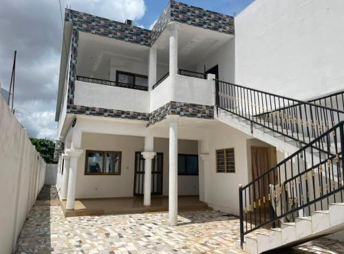 RESIDENCE Chez PETER in Lome