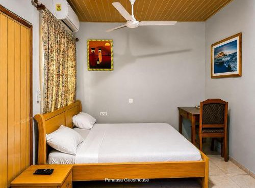 PANAASA GUEST HOUSE in Akosombo