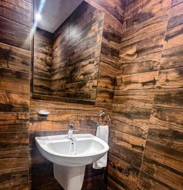 Anthonian Suites