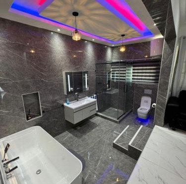 IZzys Luxury Apartments, Accra in Tokuse