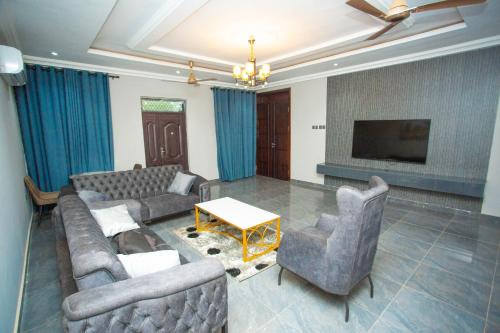 Gateway Lodge