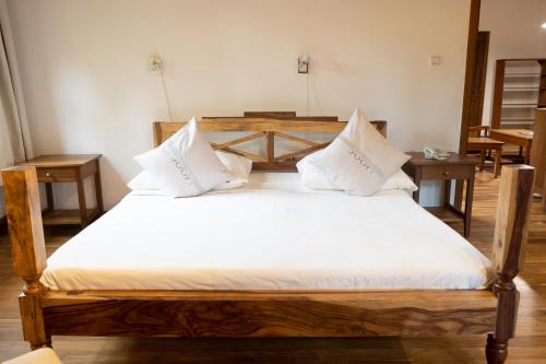 Esther's Hotel